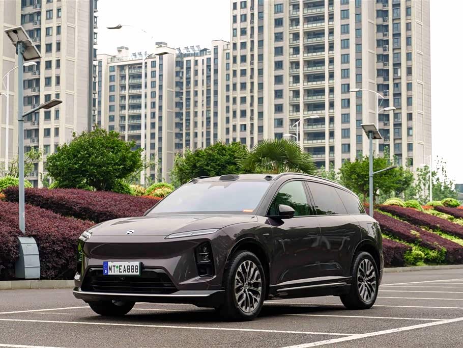 NIO ES6
