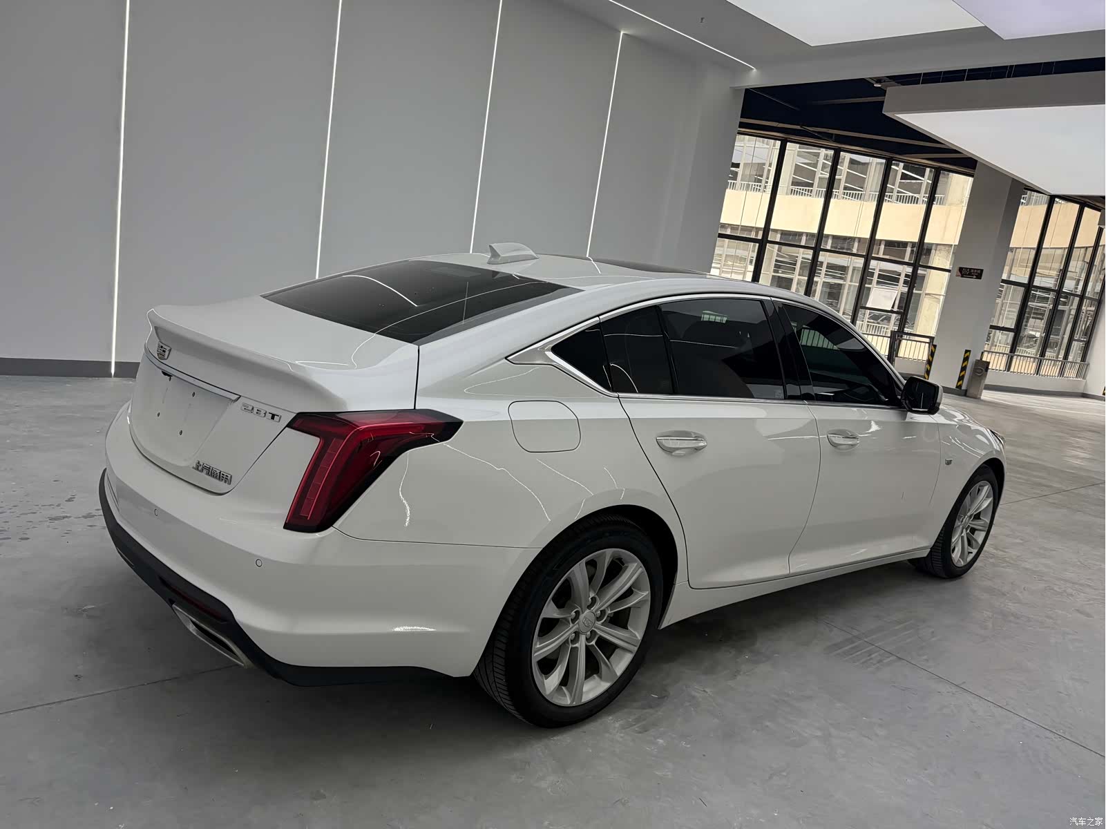 Cadillac CT5, 2024 13
