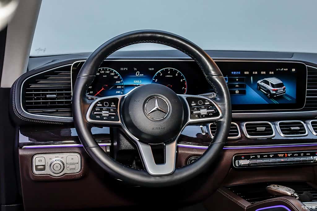 Mercedes-Benz GLE, 2022 22
