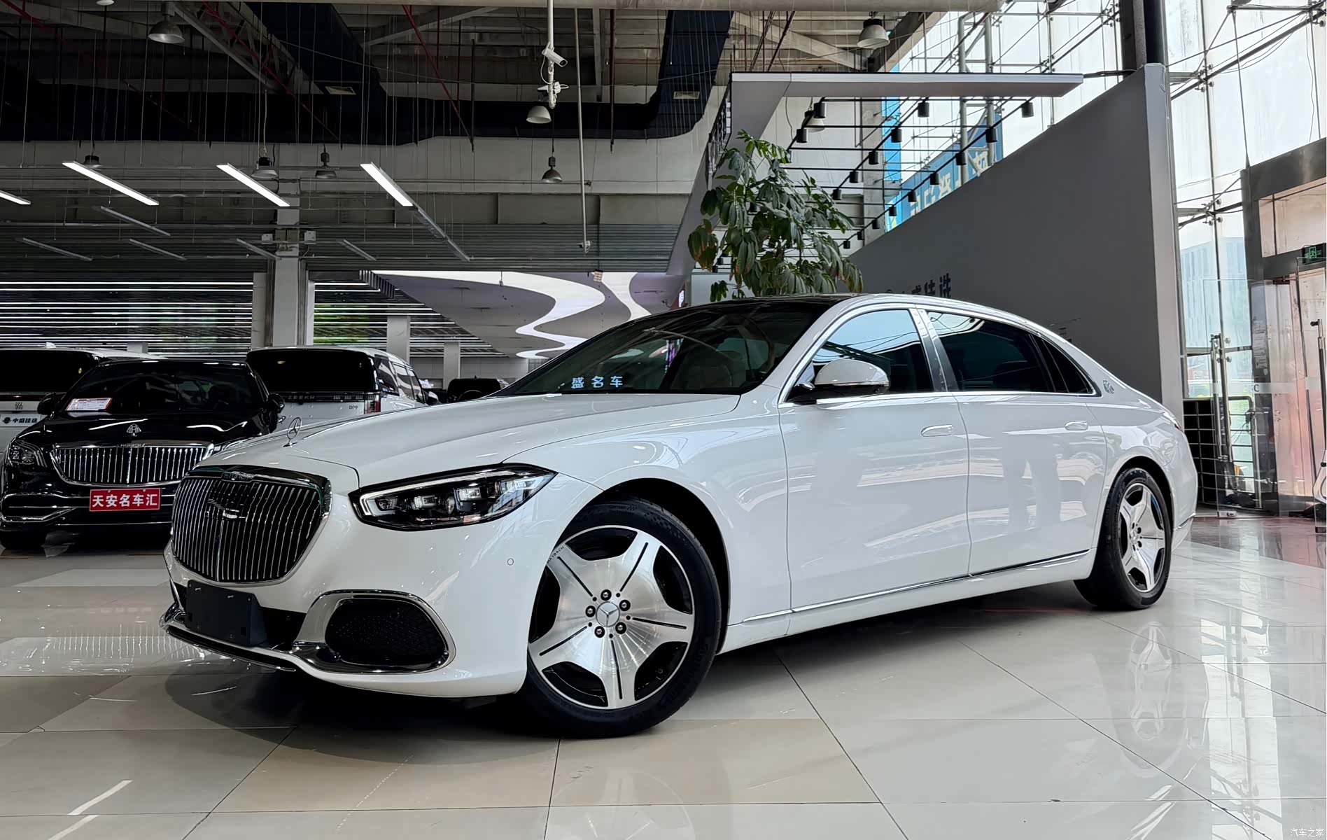 Maybach S-Class, 2024 2