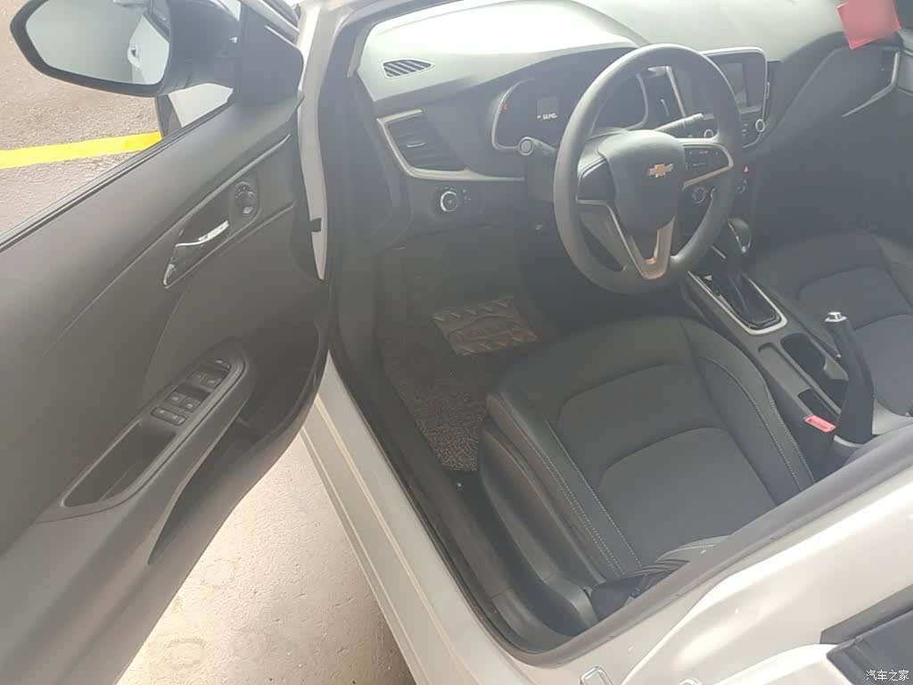 Chevrolet 320, 2018 16