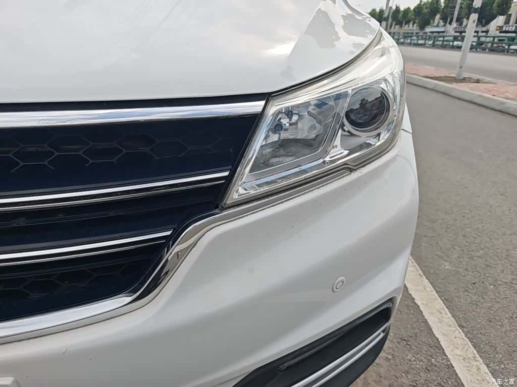 Wuling 730, 2018 24