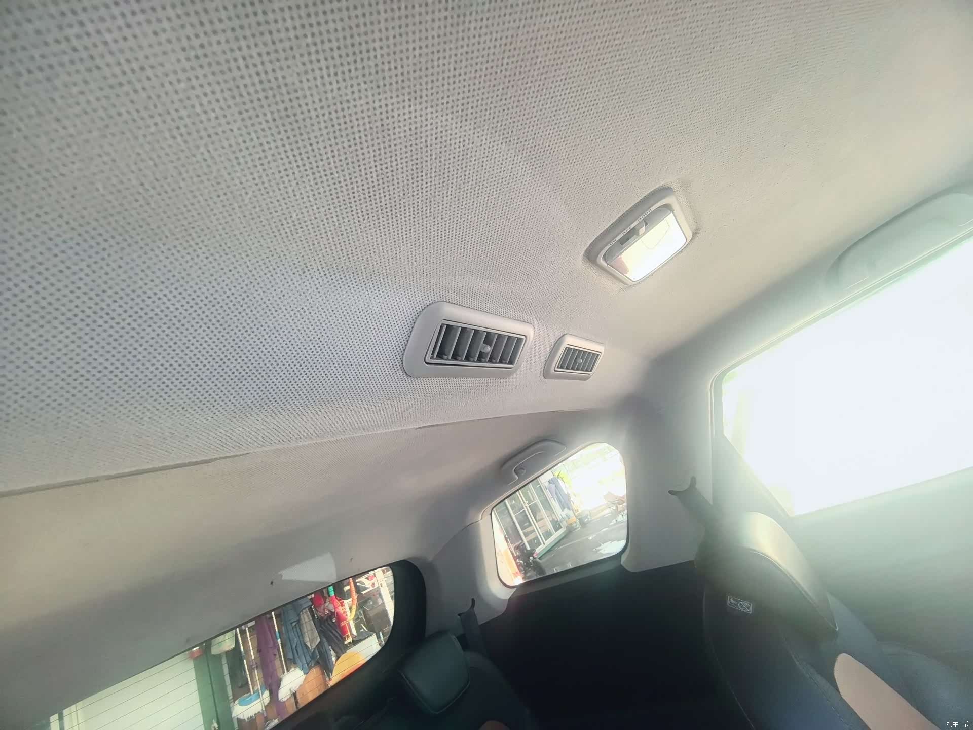 Wuling Hongguang, 2018 18