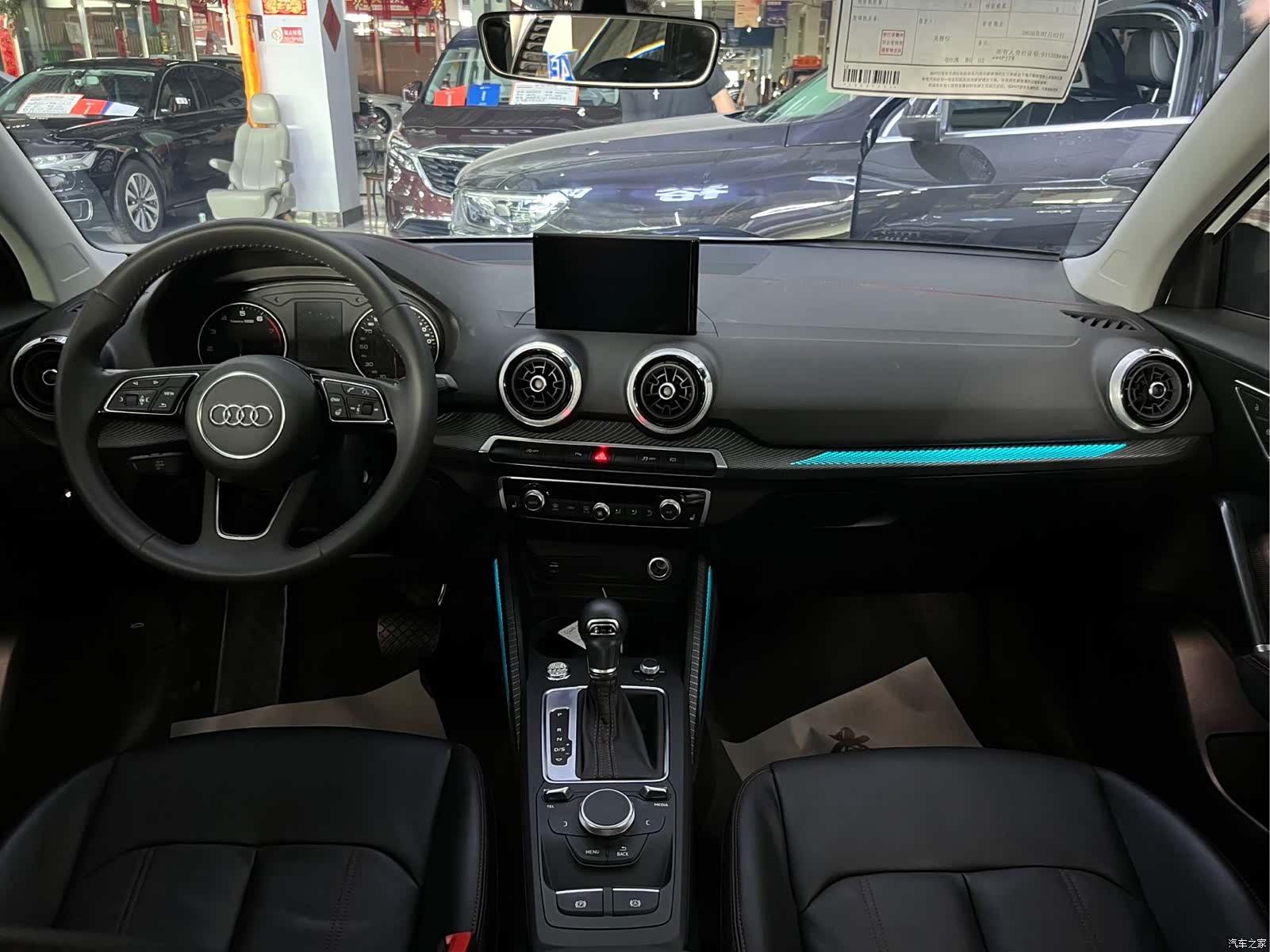 Audi Q2L, 2022 18