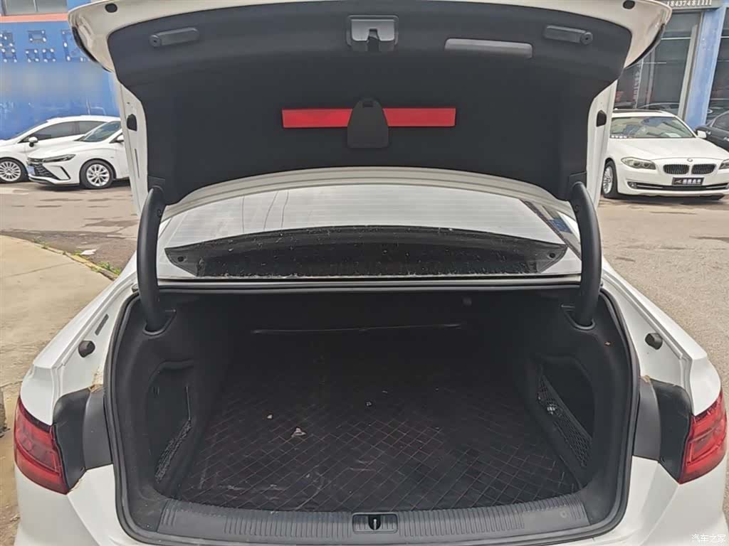 Audi A4L, 2020 19