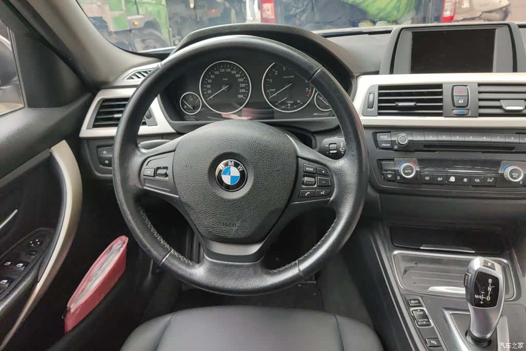 BMW 3 Series, 2015 15