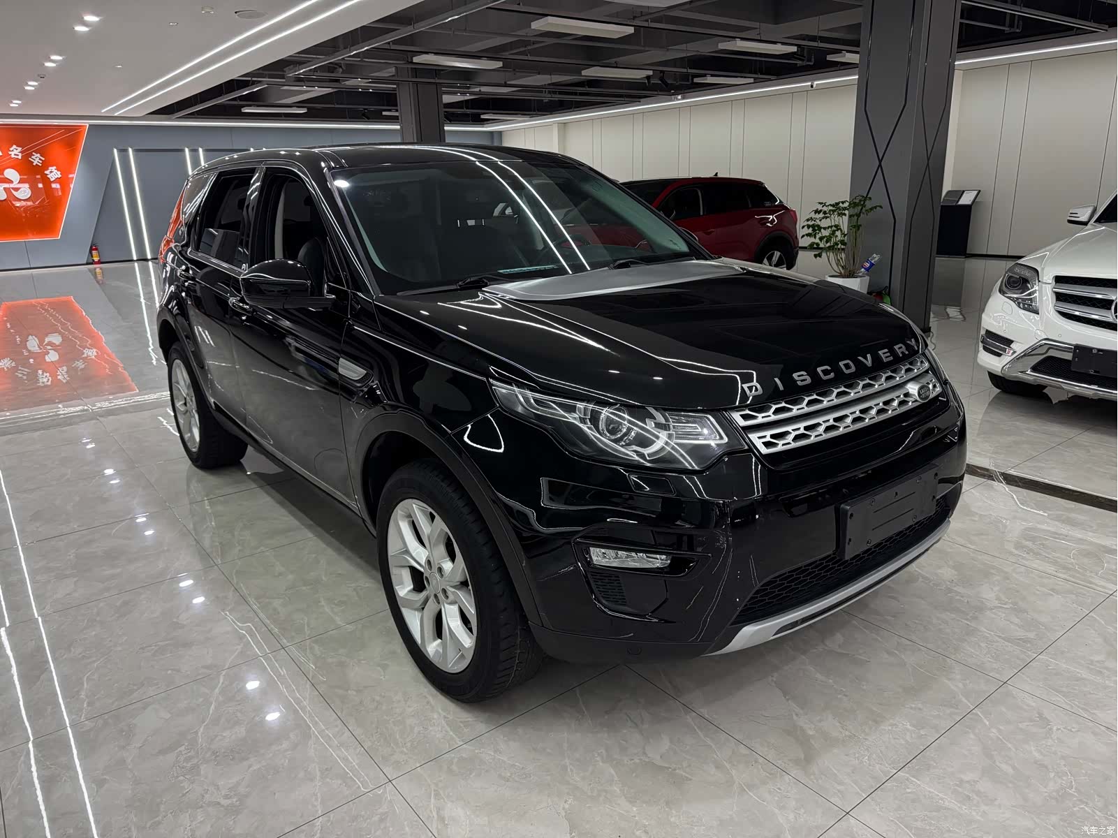 Land Rover Discovery, 2016 3