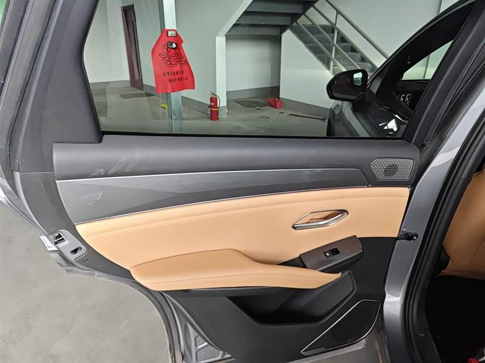 BYD Song L DM-i