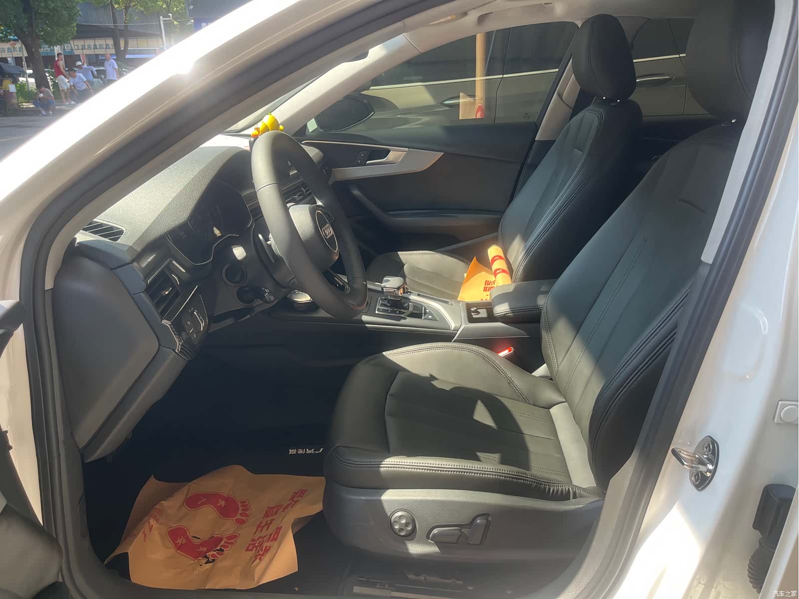 Audi A4L, 2018 3