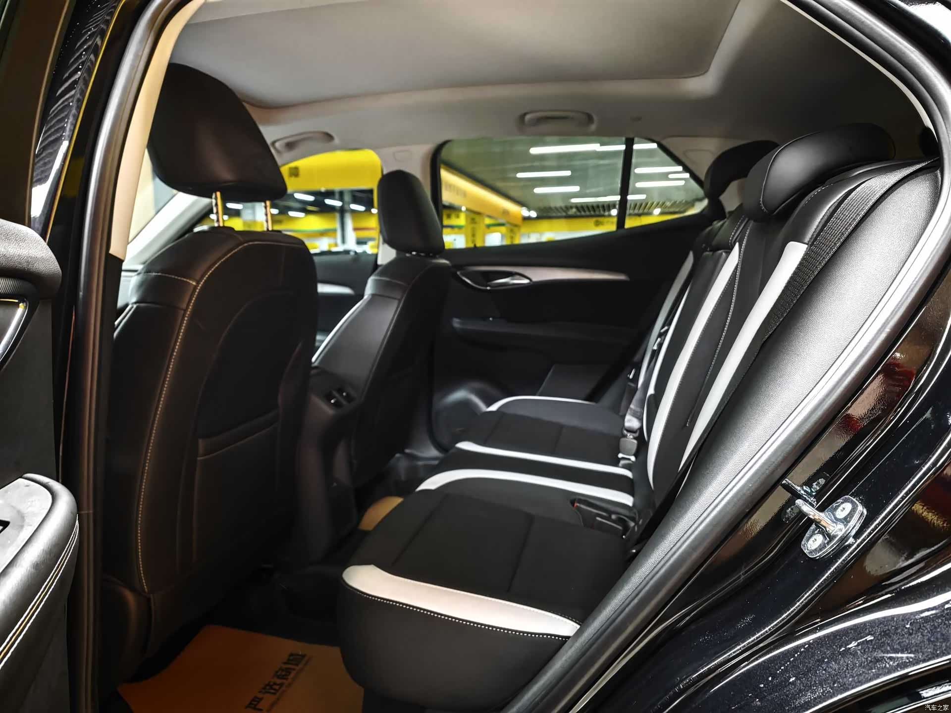 Buick Envision, 2024 10