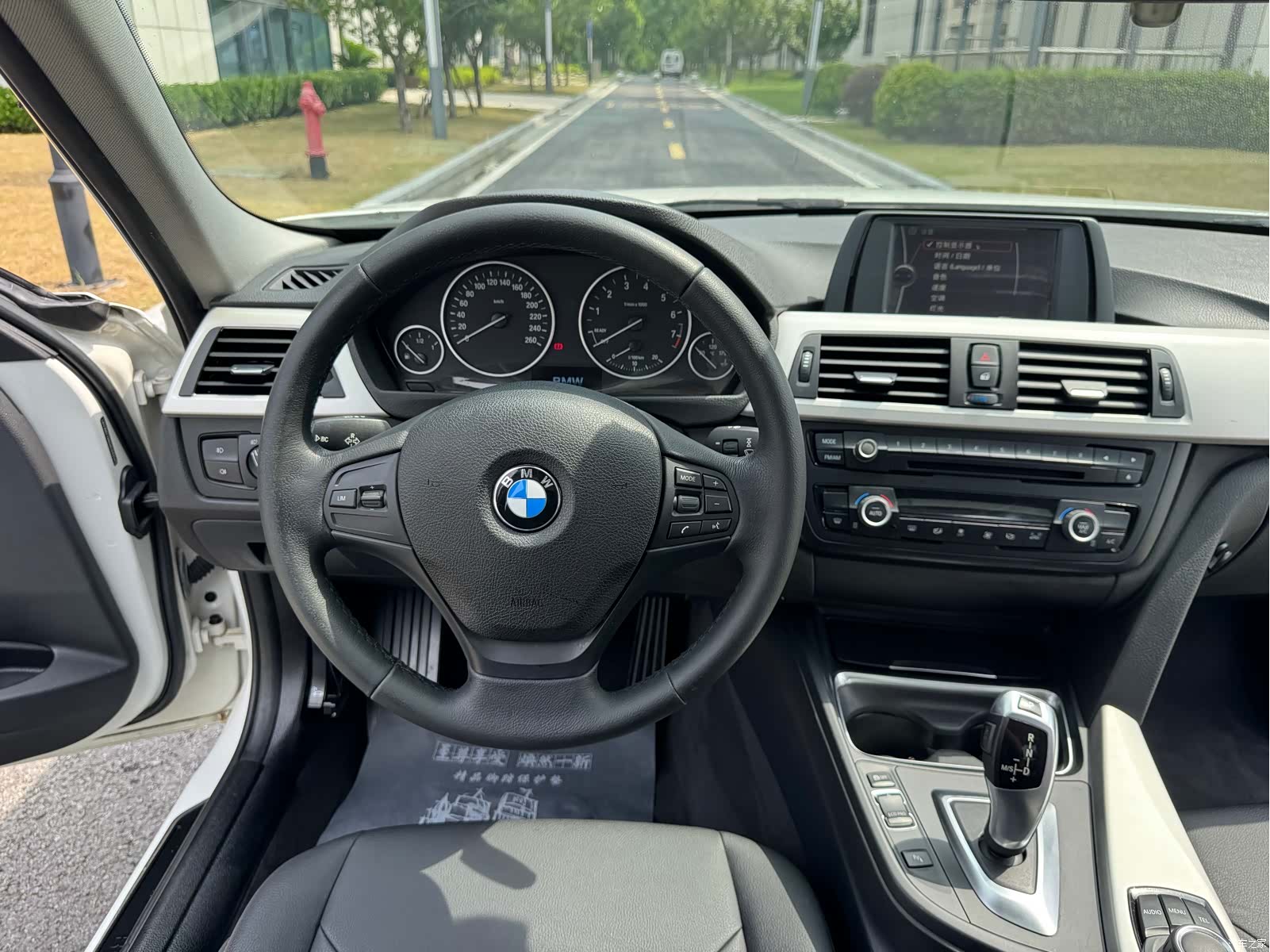 BMW 3 Series, 2014 12