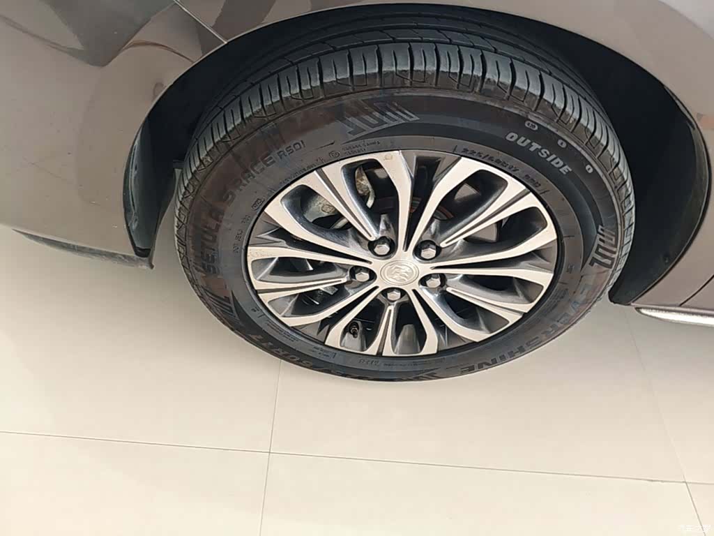 Buick GL8, 2023 25