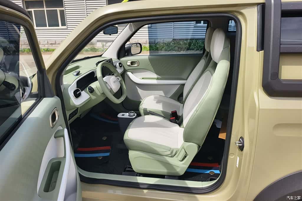 Geely Panda, 2025 9
