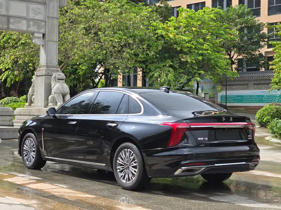 Hongqi H5