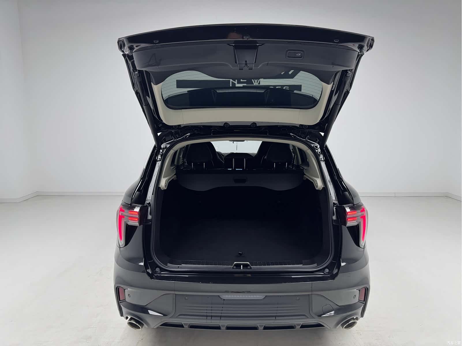 Lynk & Co 01, 2024 10
