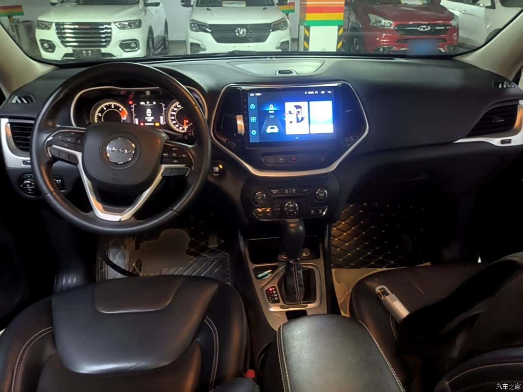 Jeep Cherokee, 2016 10