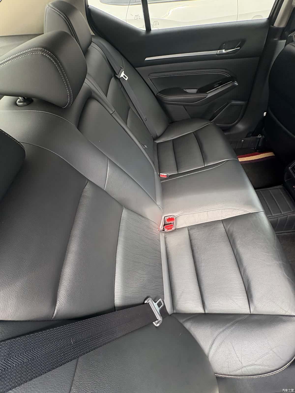 Nissan Teana, 2021 11