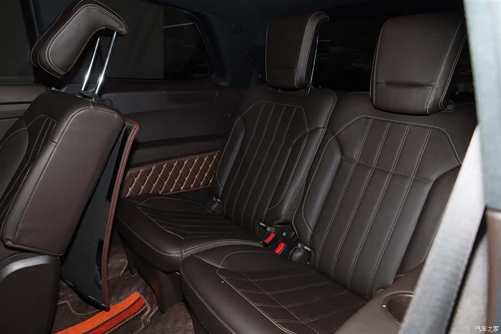 Mercedes-Benz GLS, 2018 24