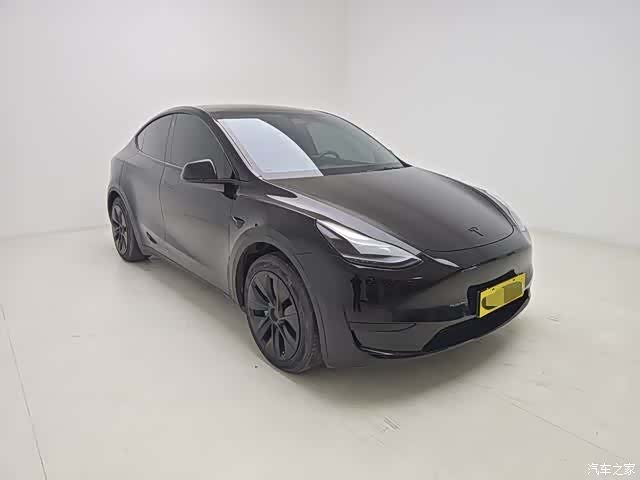Tesla Model Y, 2023 3