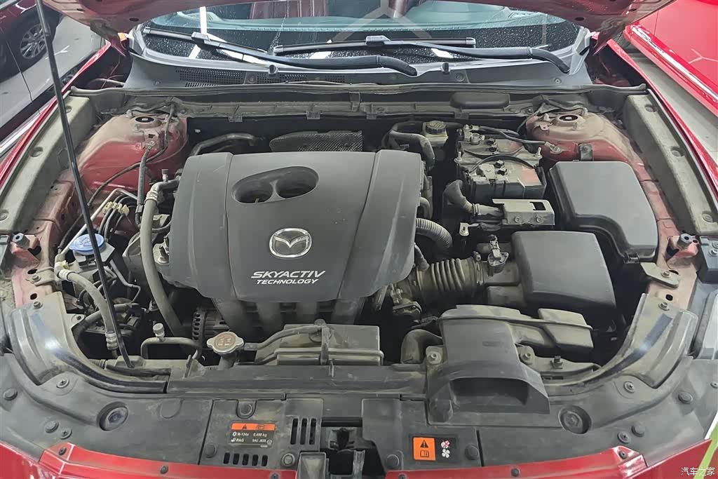 Mazda CX-4, 2019 10