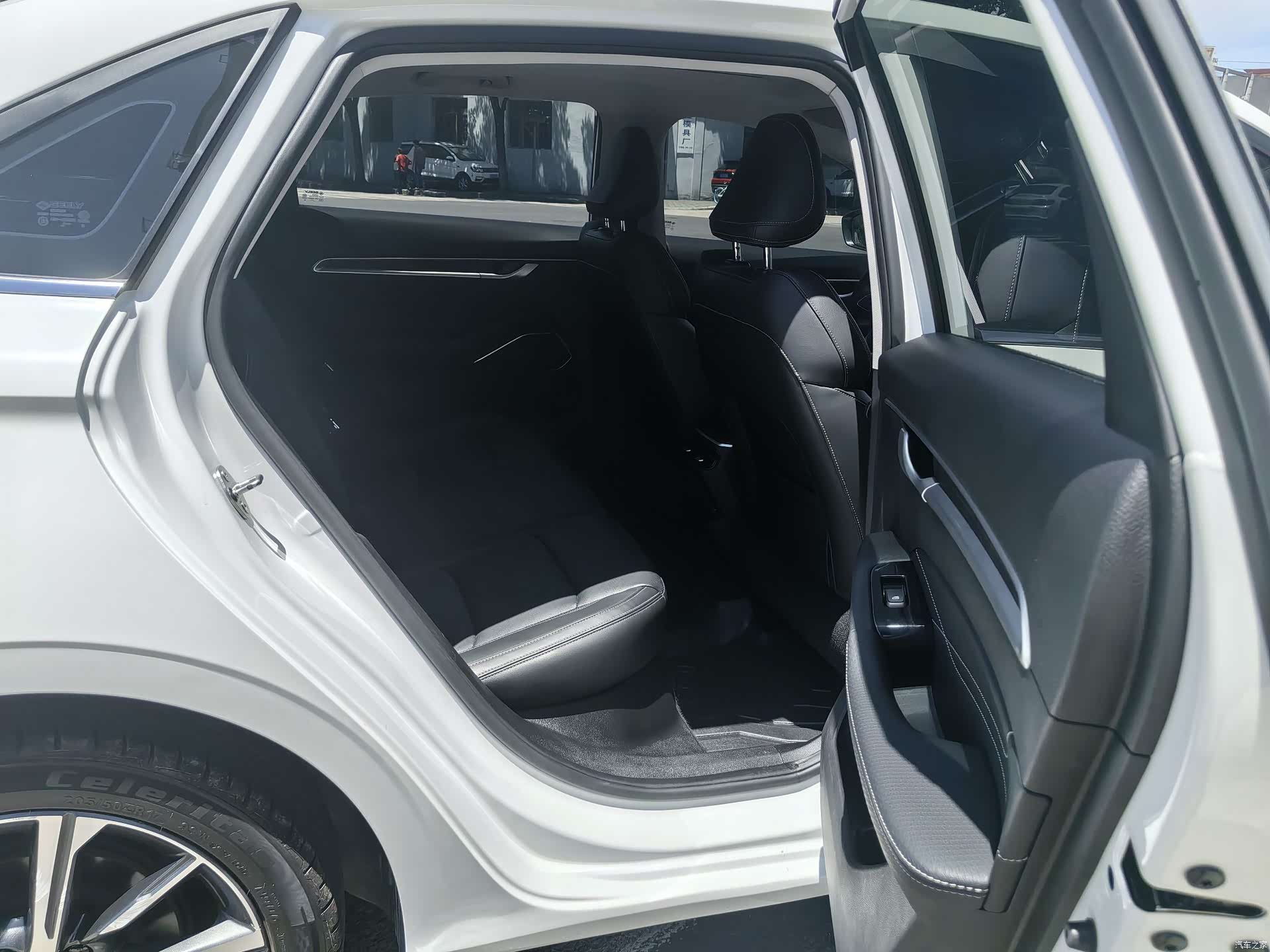 Geely Emgrand, 2024 10