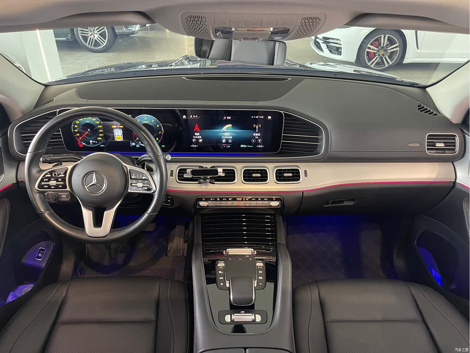 Mercedes-Benz GLE, 2023 все фото