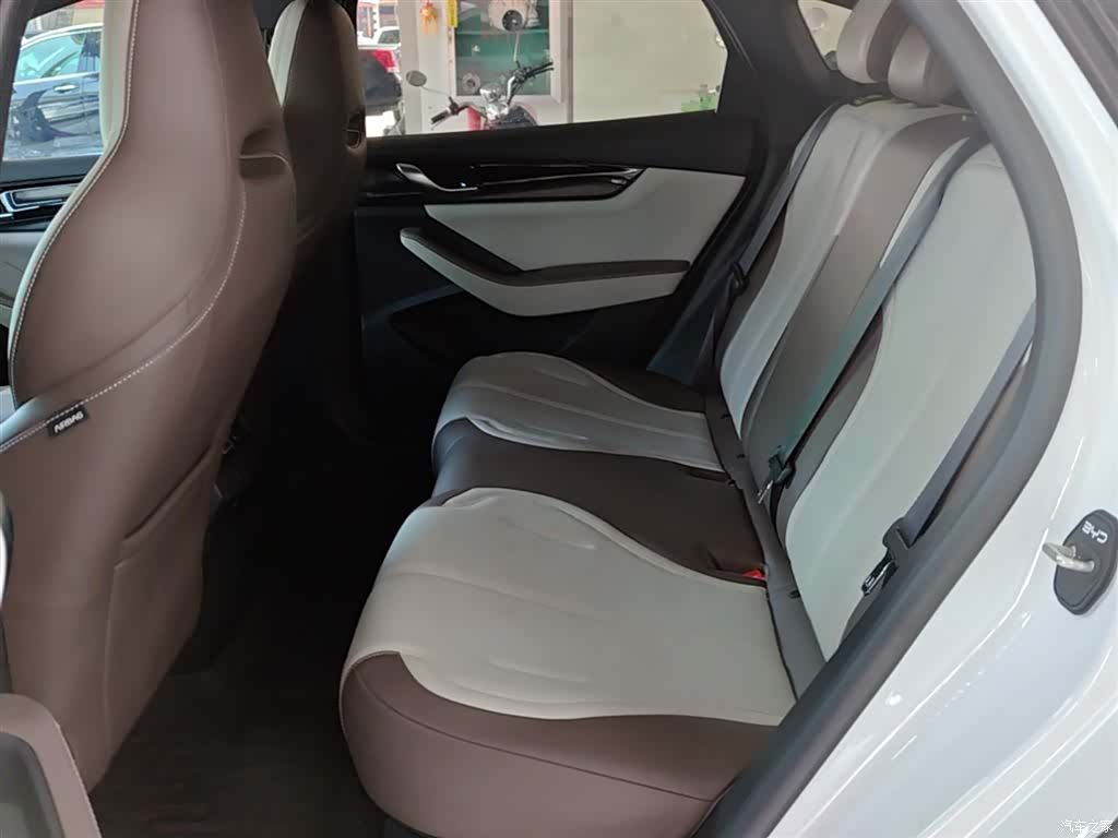 BYD Qin, 2024 17
