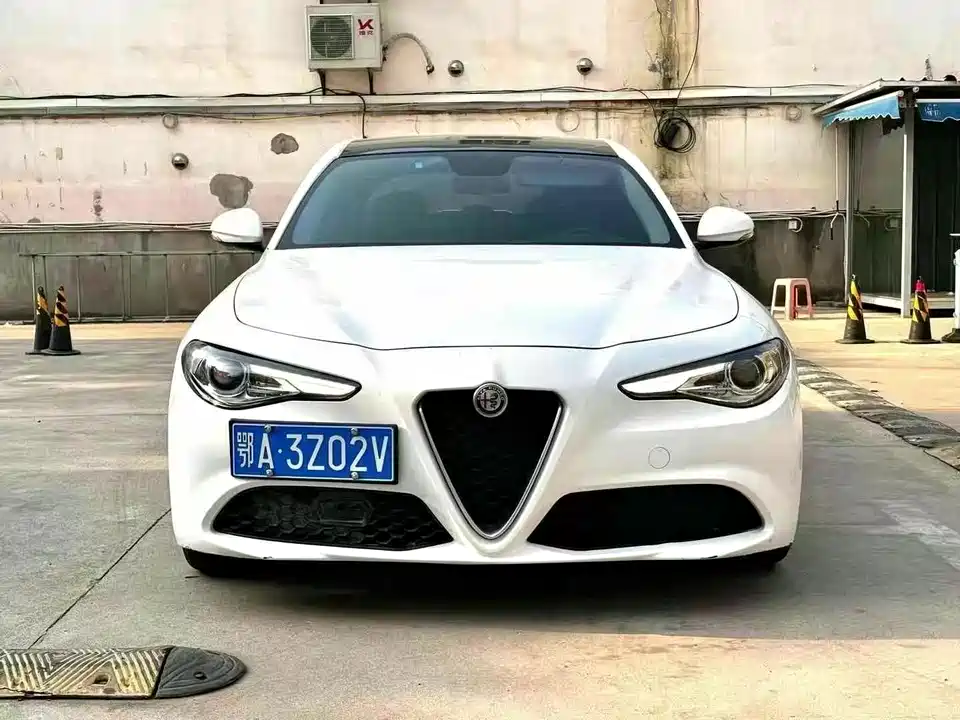 Alfa Romeo Giulia