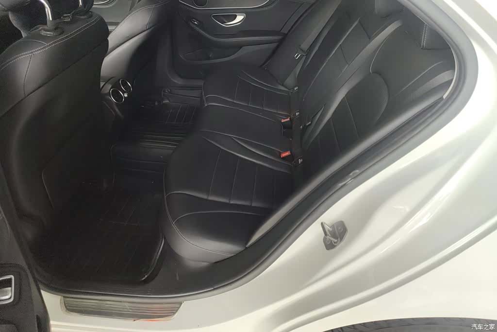 Mercedes-Benz C-Class, 2018 11
