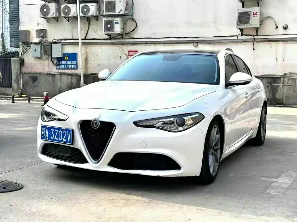 Alfa Romeo Giulia