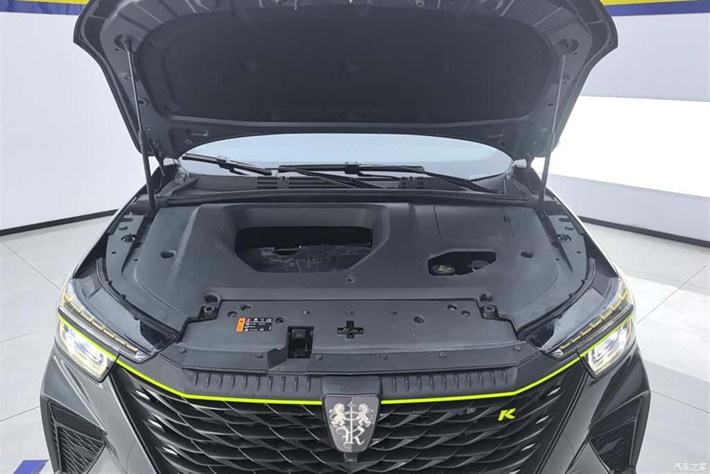 Roewe RX5, 2022 10