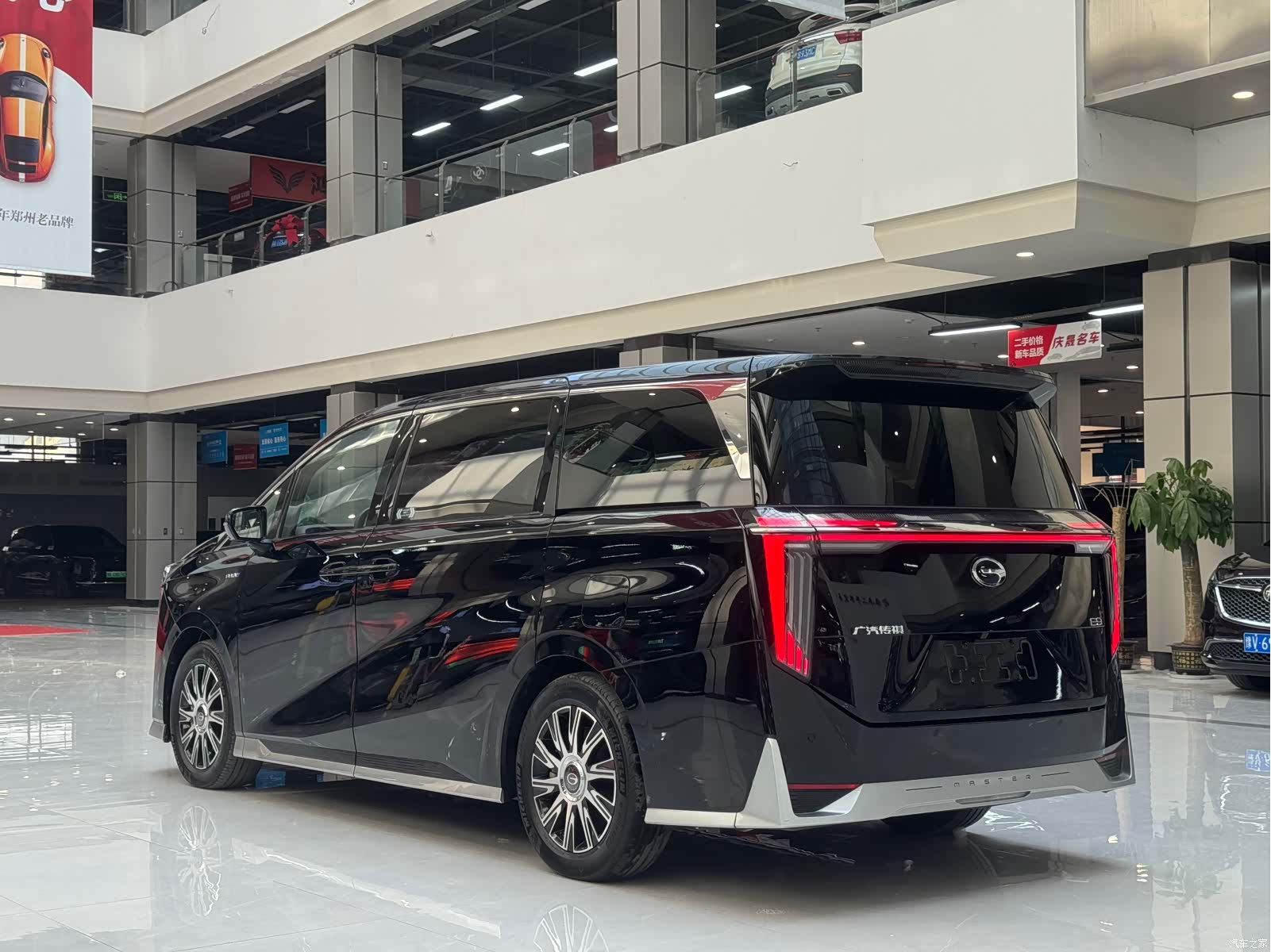Trumpchi E9, 2024 7