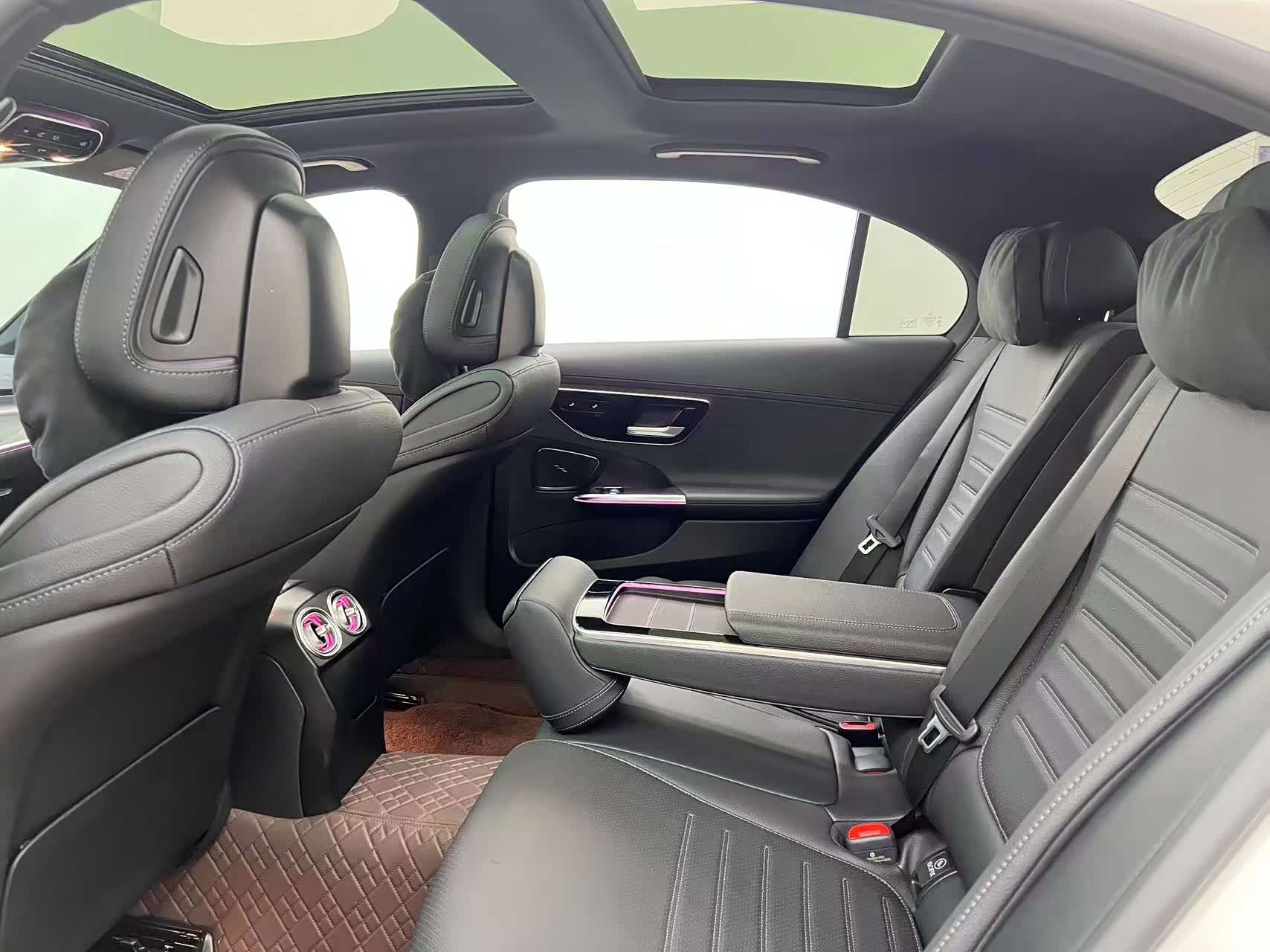 Mercedes-Benz C-Class, 2024 7