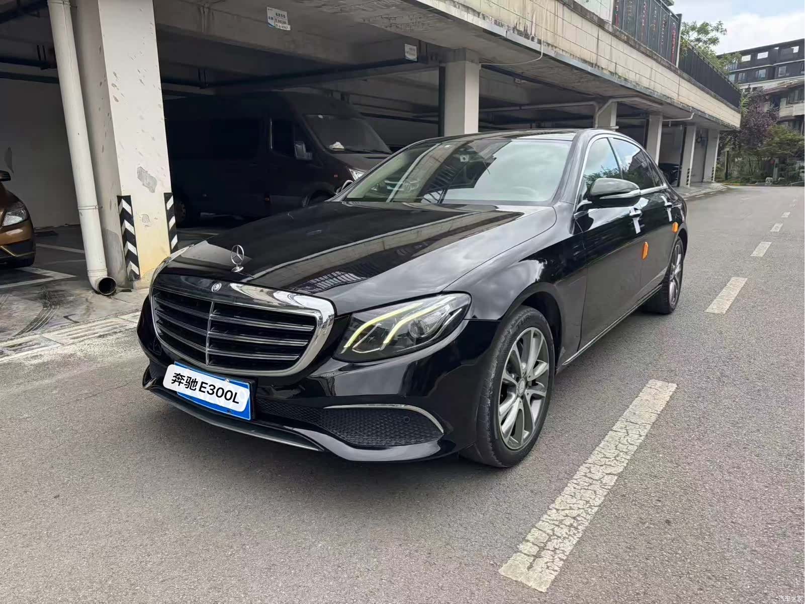 Mercedes-Benz E-Class, 2017 2