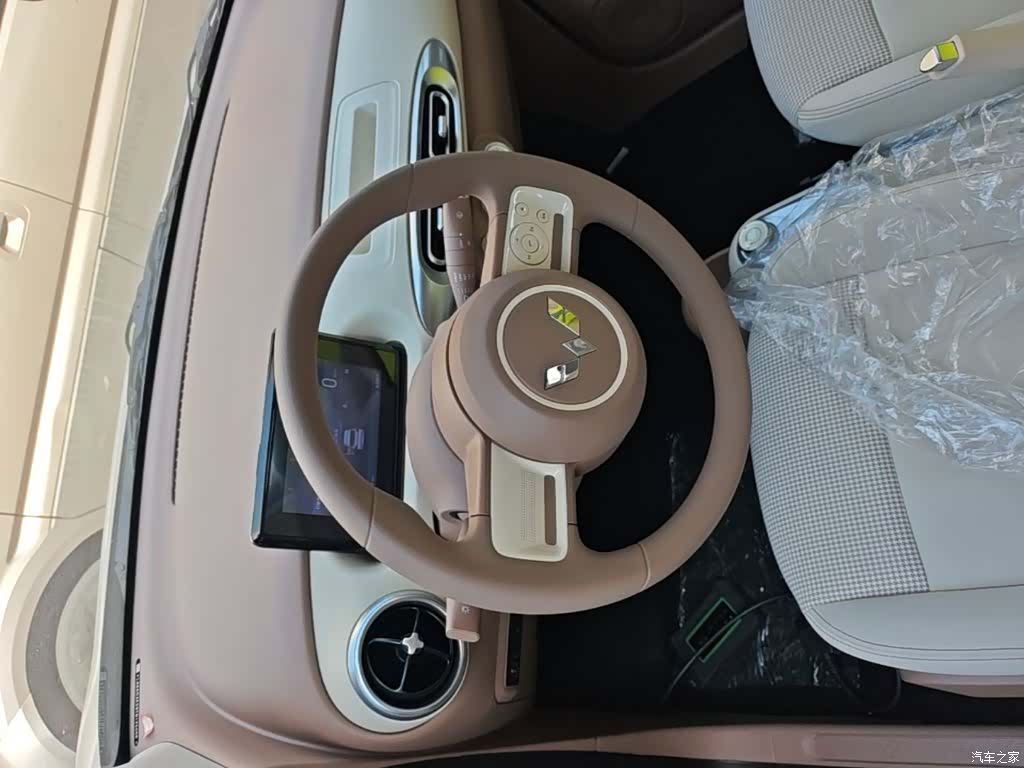 Wuling MINIEV, 2026 11