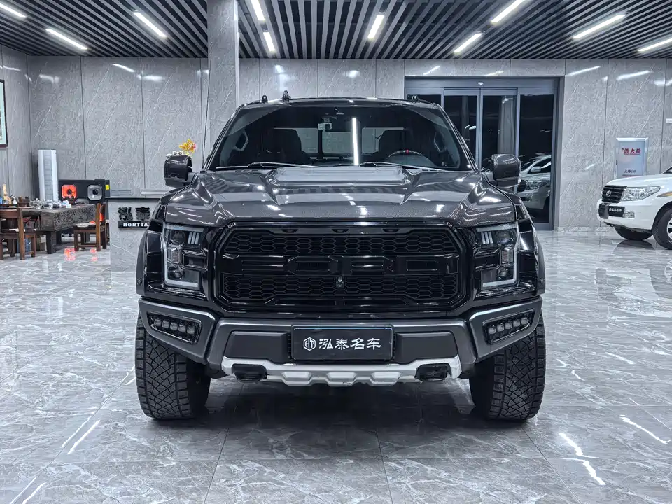 Ford F-150 Raptor