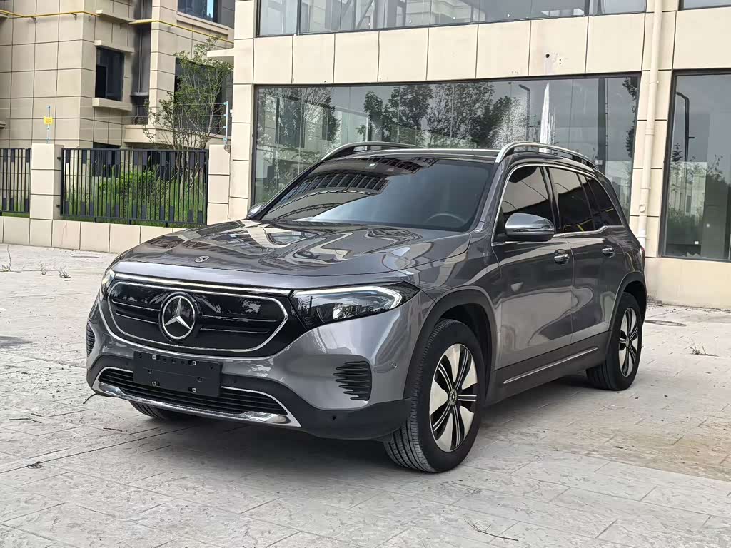 Mercedes-Benz EQB