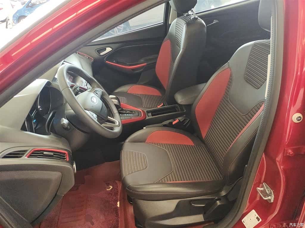 Ford Focus, 2020 11