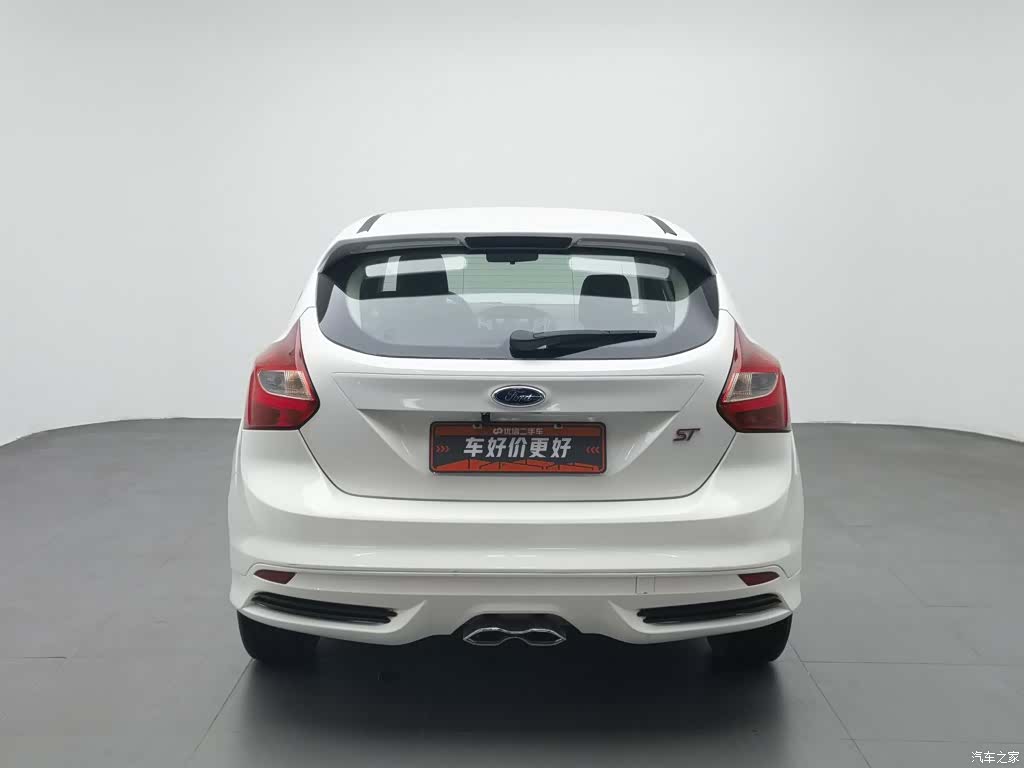 Ford Focus, 2014 4