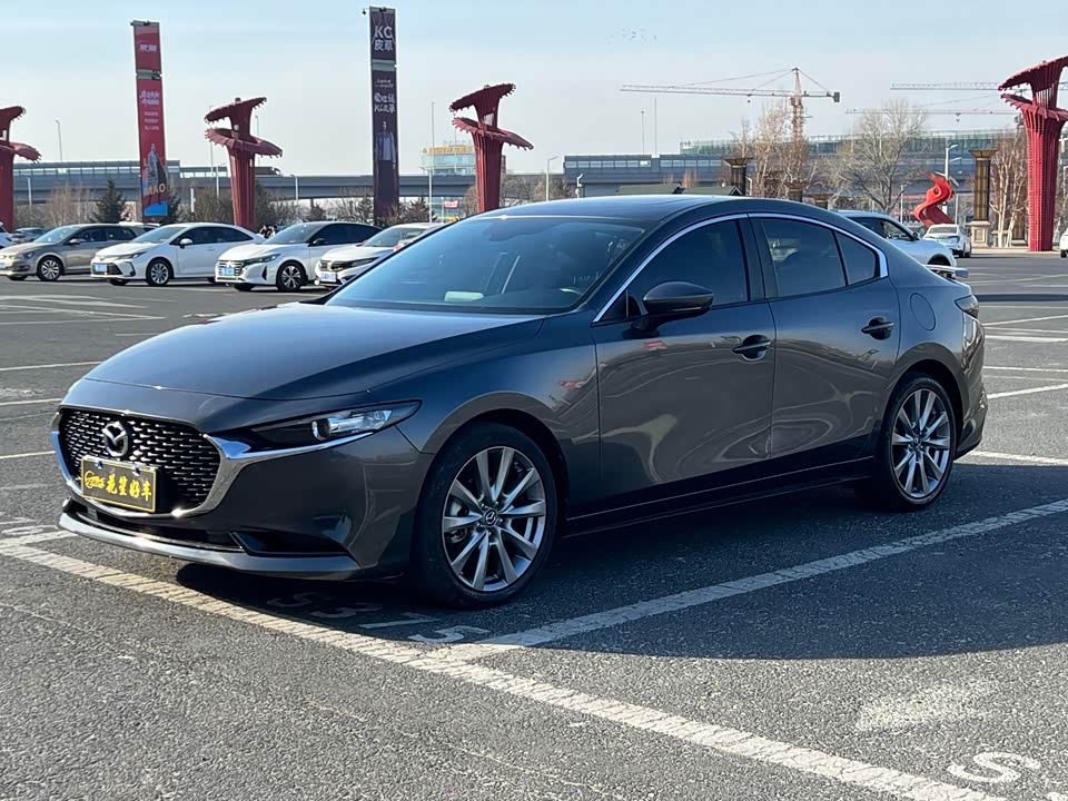 Mazda 3 Angkesaila