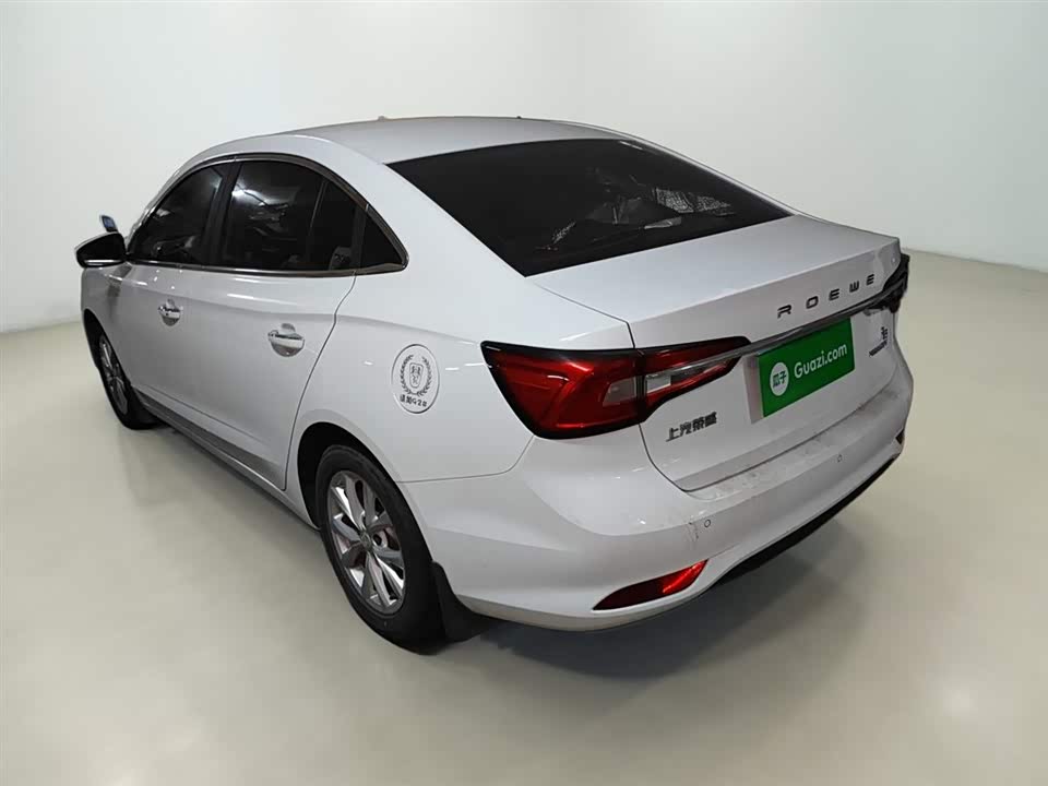 Roewe i5