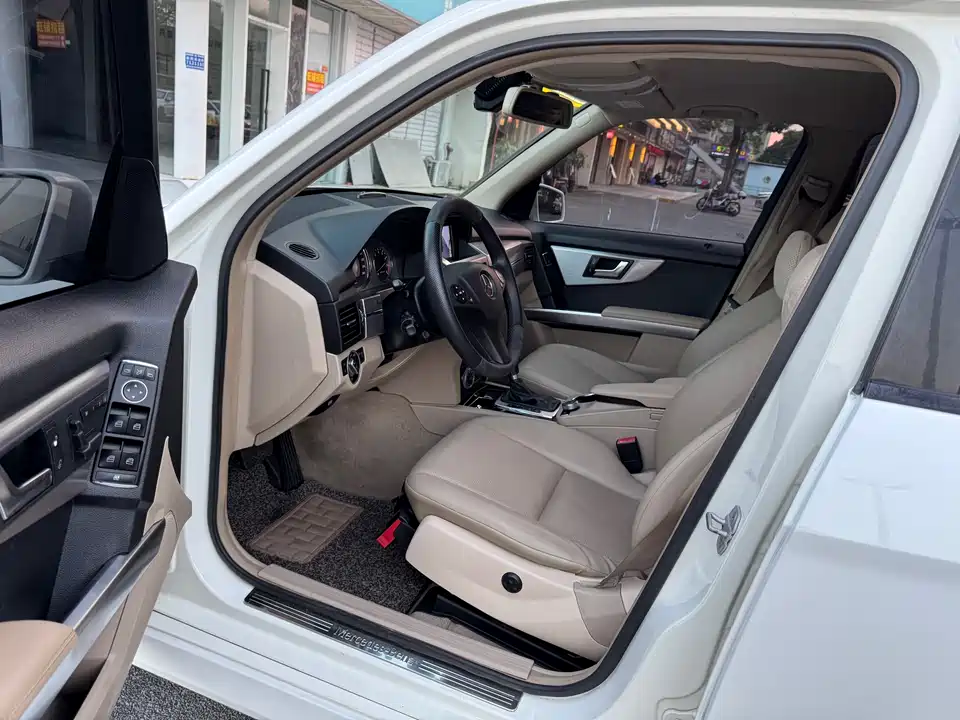 Mercedes-Benz GLK class