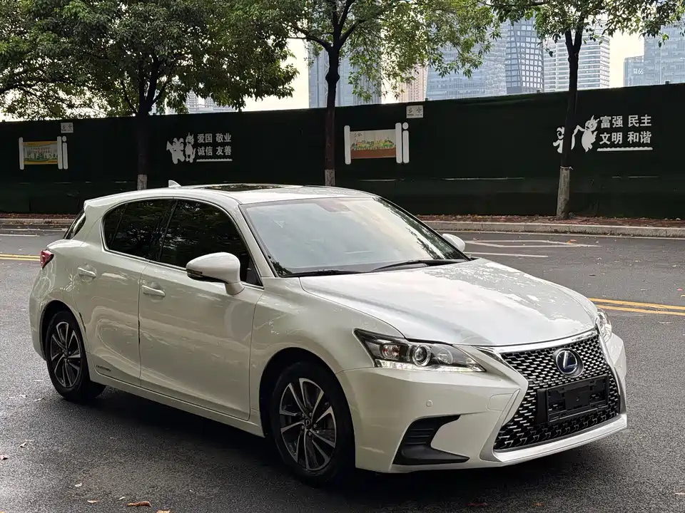 Lexus CT