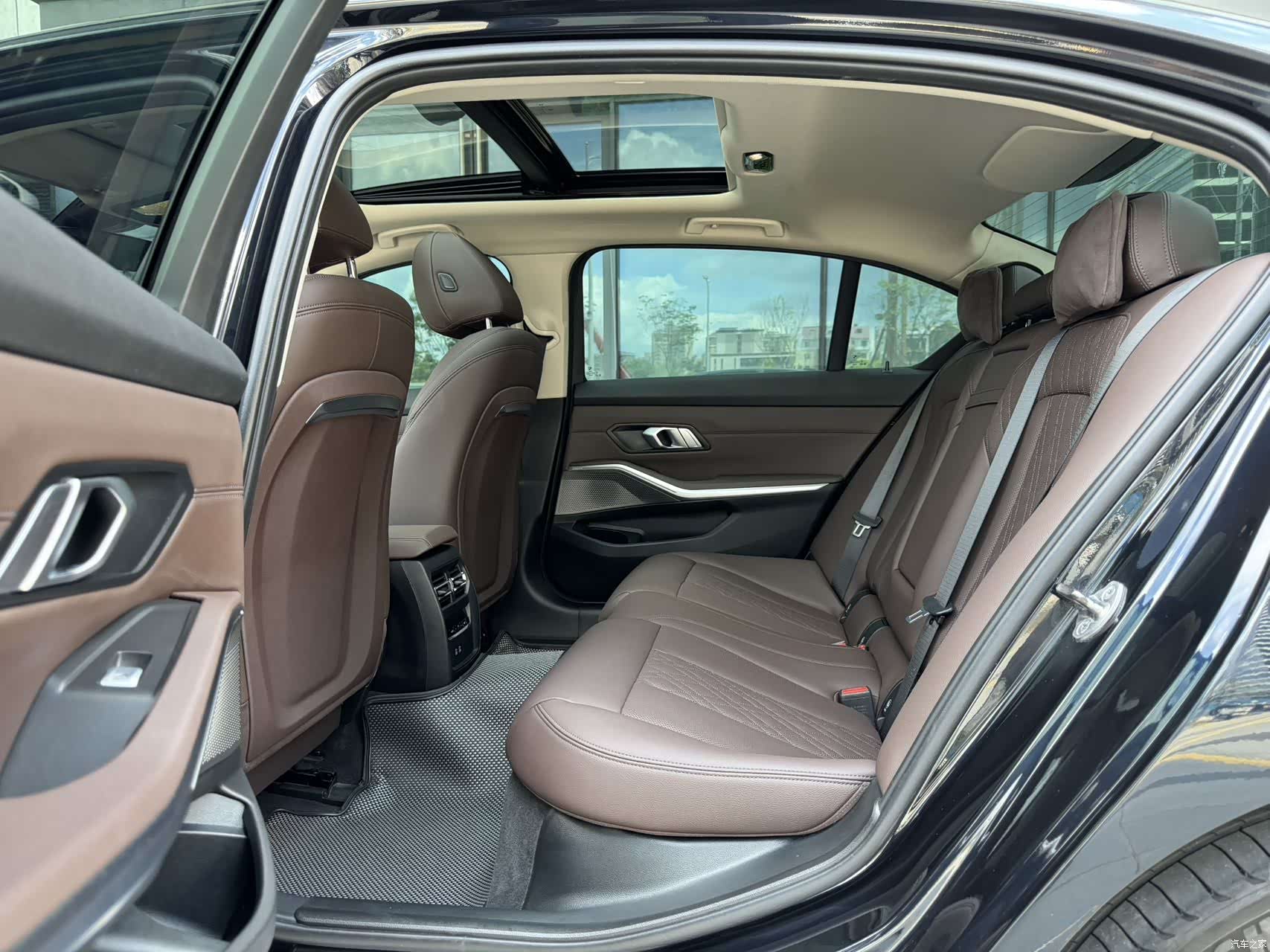 BMW i3, 2023 6