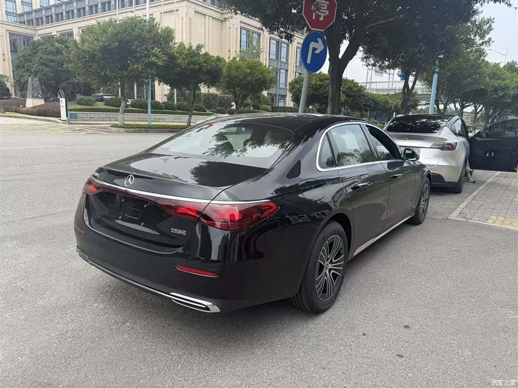 Mercedes-Benz E-Class, 2026 3