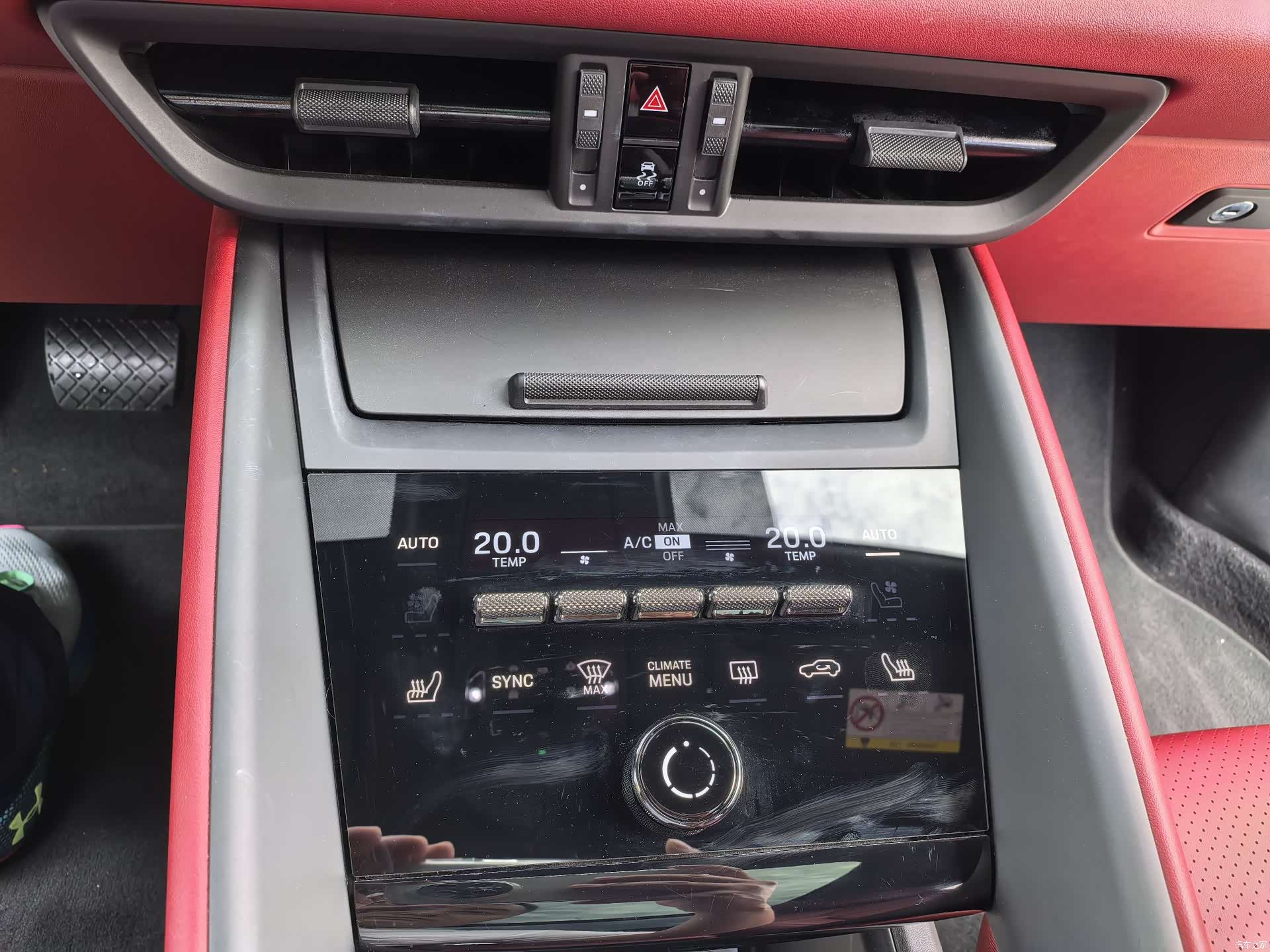Porsche Macan, 2025 15