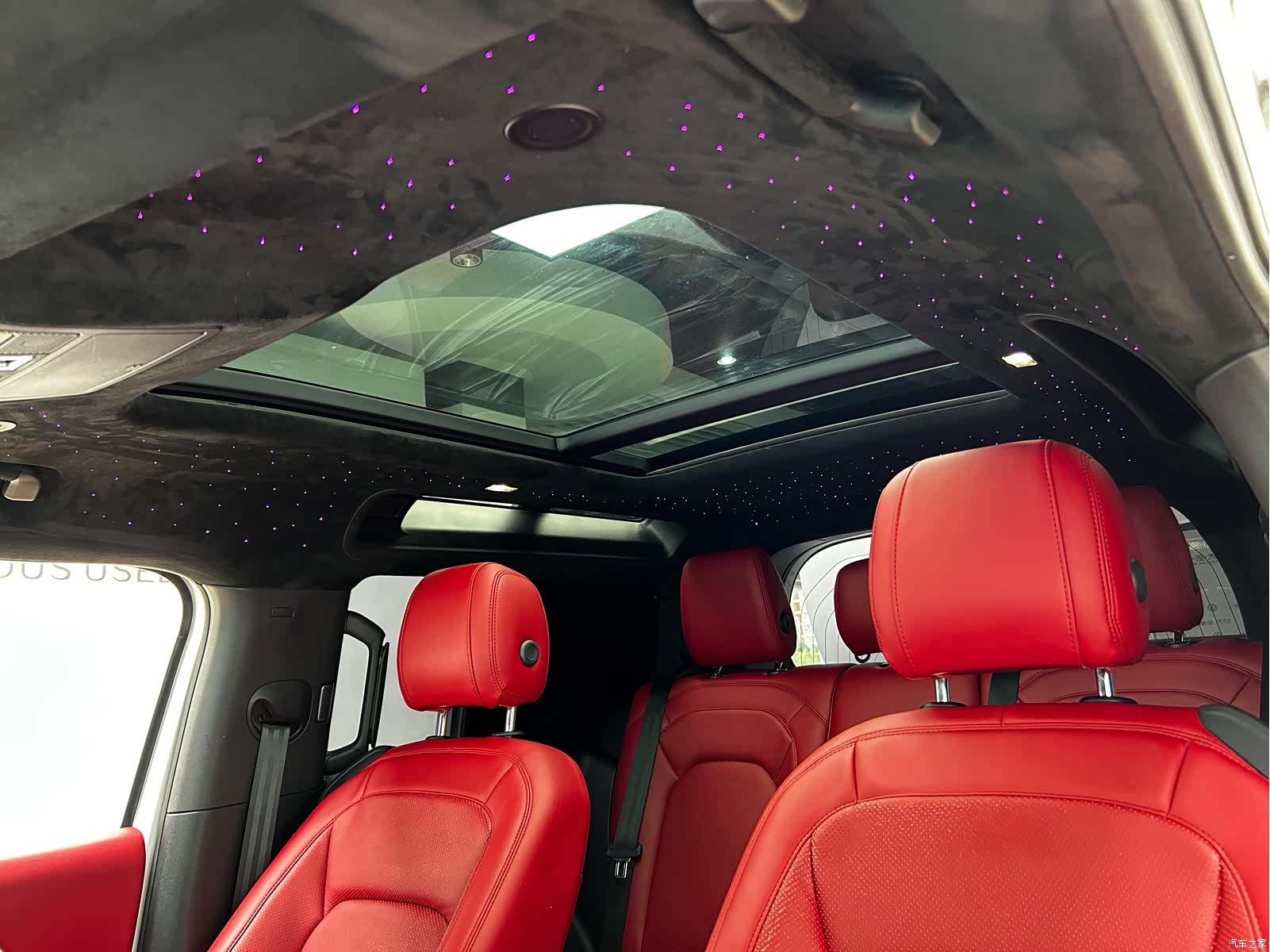 Land Rover Defender, 2022 12