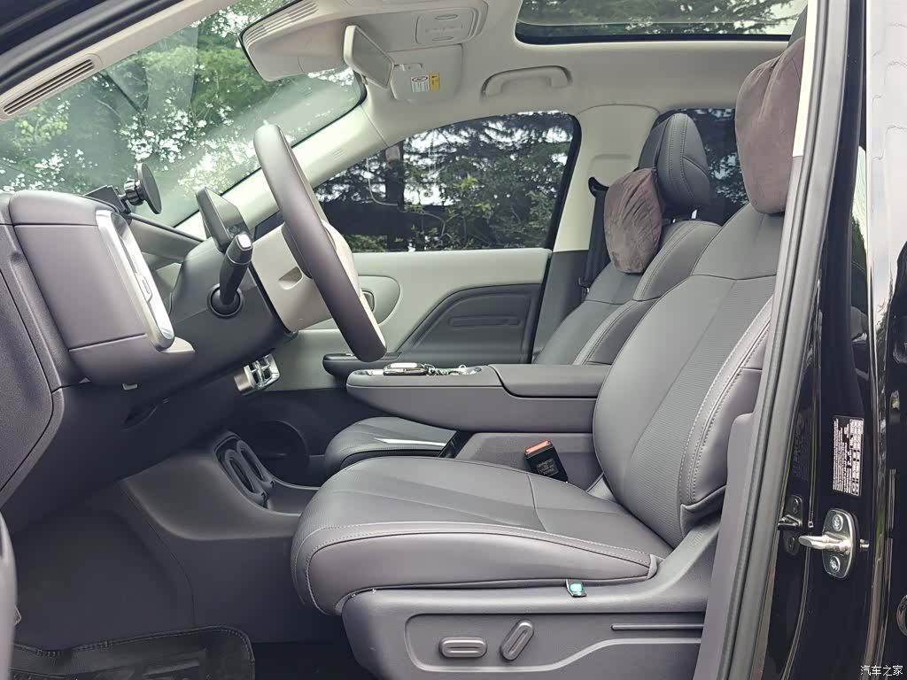 Leapmotor B10, 2025 15