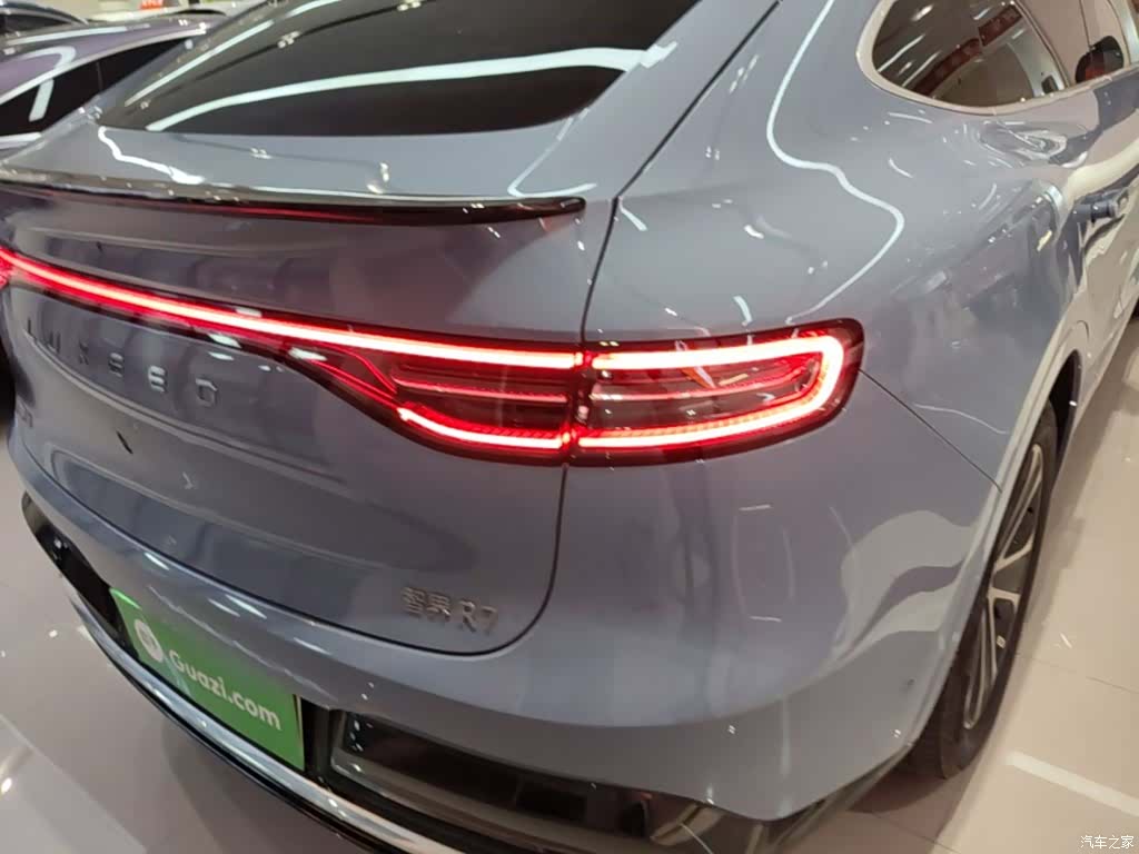 Luxeed R7, 2025 8