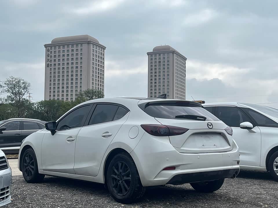 Mazda 3 Angkesaila Mazda 3 Angkesaila